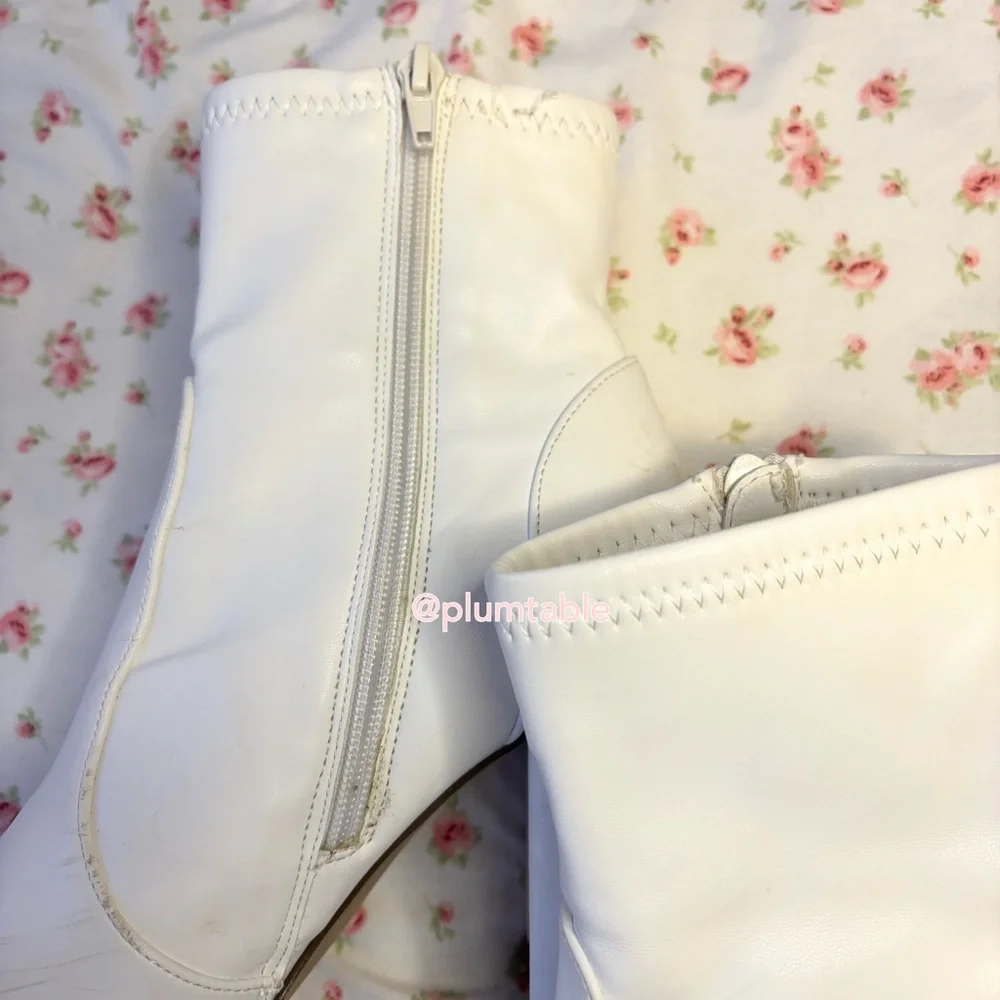 Madden Girl White Heeled Boots - Picture 2 of 5